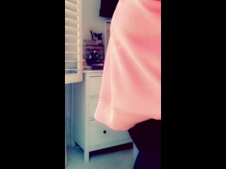 young girl shows her charms | young porn | girls 18 boasting to reddit strangers while my parents
