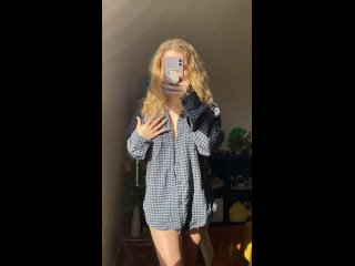 young girl shows her charms | young porn | girls 18 take a peek (f21)